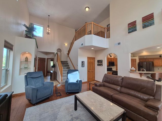 8412 Desert Sunrise Road NE, Albuquerque, NM 87122