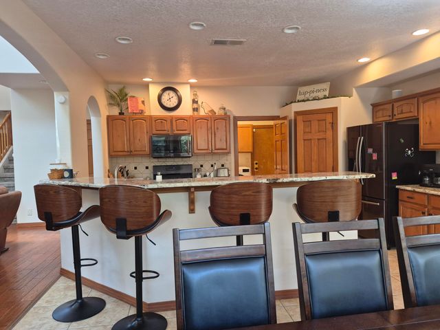 8412 Desert Sunrise Road NE, Albuquerque, NM 87122