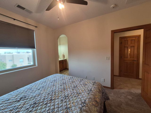 8412 Desert Sunrise Road NE, Albuquerque, NM 87122