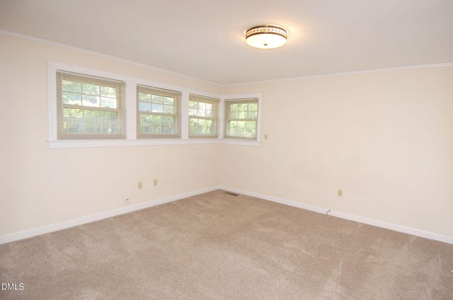 706 Smedes Place, Raleigh, NC 27605
