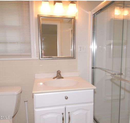706 Smedes Place, Raleigh, NC 27605
