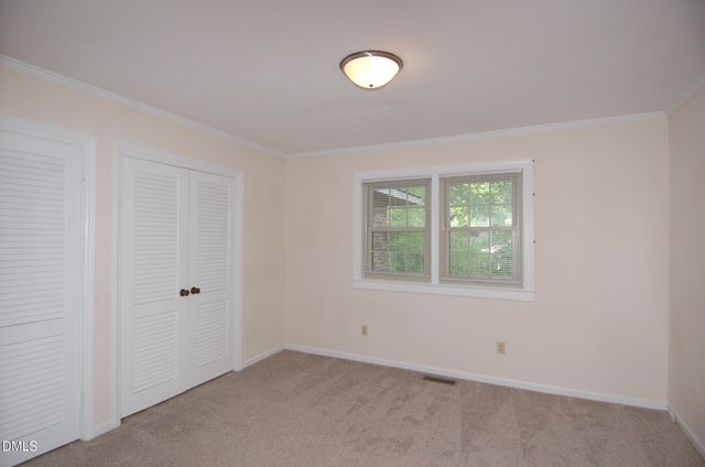 706 Smedes Place, Raleigh, NC 27605
