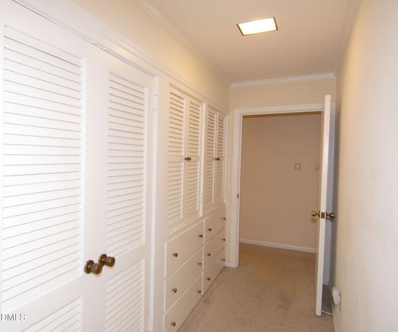 706 Smedes Place, Raleigh, NC 27605