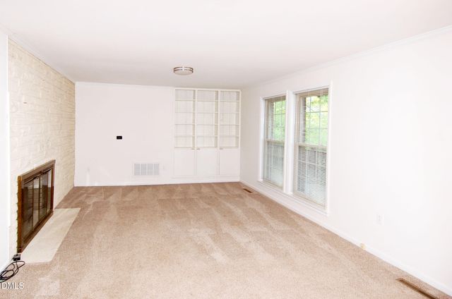 706 Smedes Place, Raleigh, NC 27605