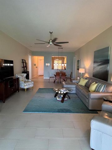 29 Harbour Isle W 102, Fort Pierce, FL 34949