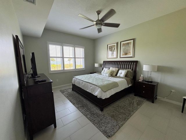 29 Harbour Isle W 102, Fort Pierce, FL 34949