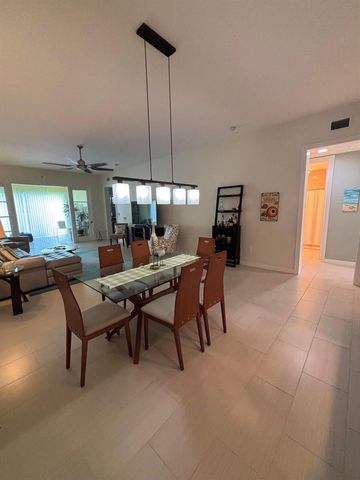29 Harbour Isle W 102, Fort Pierce, FL 34949