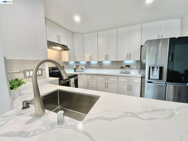277 Hackamore Cmn, Fremont, CA 94539