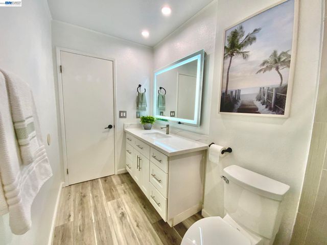 277 Hackamore Cmn, Fremont, CA 94539