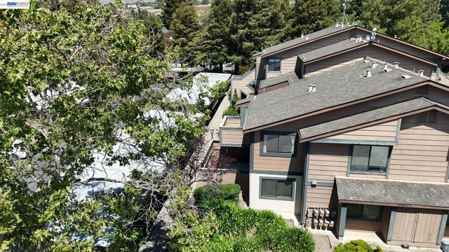 277 Hackamore Cmn, Fremont, CA 94539