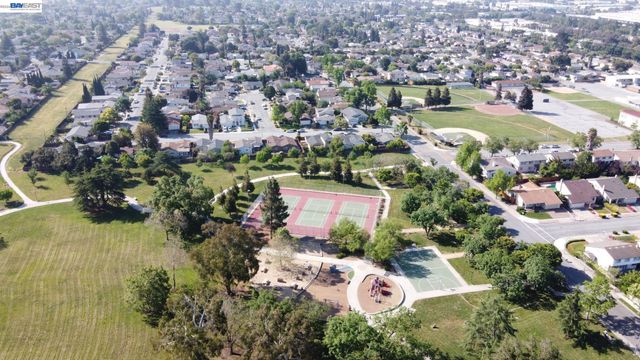 277 Hackamore Cmn, Fremont, CA 94539