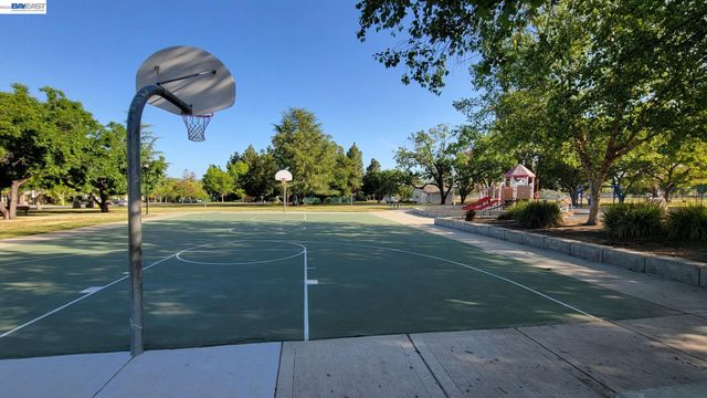 277 Hackamore Cmn, Fremont, CA 94539