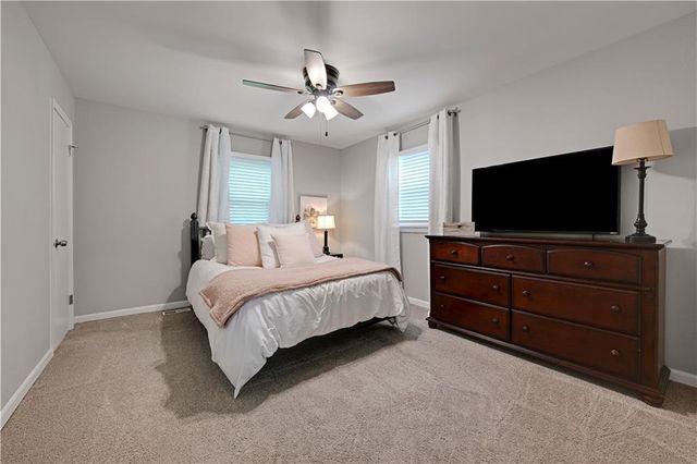 19734 Foster Street, Stilwell, KS 66085