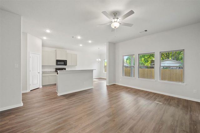 511 Johnson Street, Dayton, TX 77535