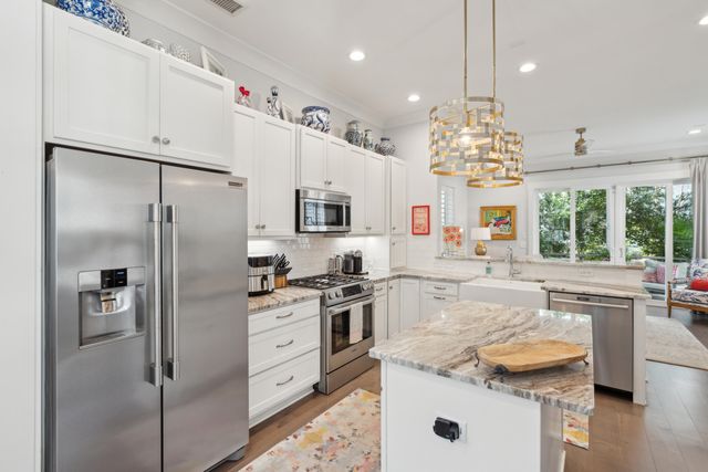 137 Bratton Circle, Mount Pleasant, SC 29464