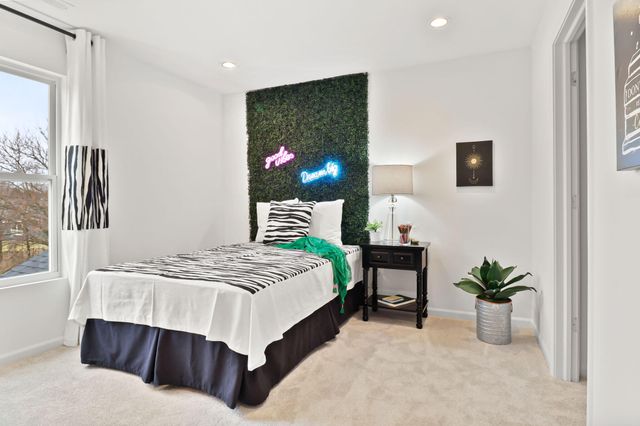 2716 Carrington Court, Crown Point, IN 46307