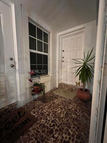 6725 N Miami Ave, Miami, FL 33150