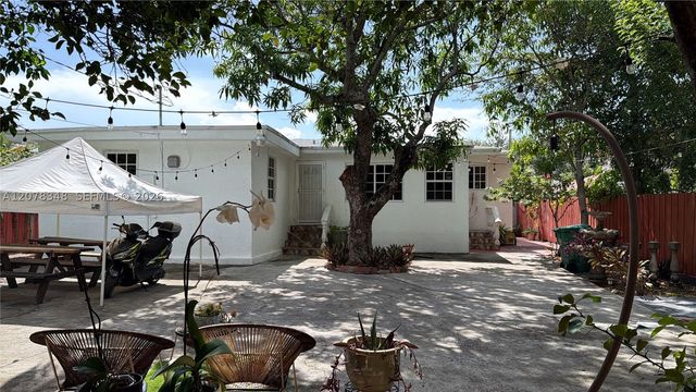 6725 N Miami Ave, Miami, FL 33150