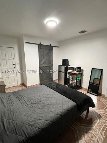 6725 N Miami Ave, Miami, FL 33150