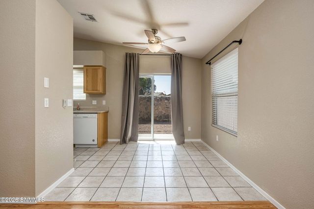 3733 Stoneway Road, Las Cruces, NM 88012