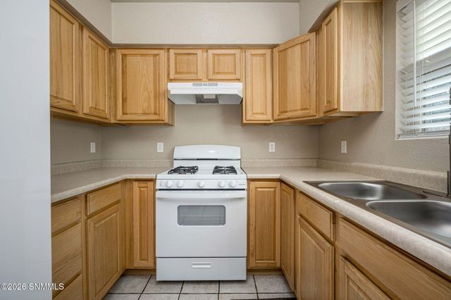 3733 Stoneway Road, Las Cruces, NM 88012