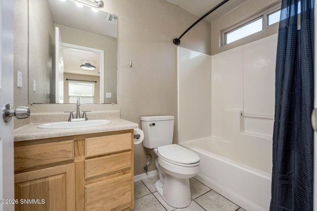 3733 Stoneway Road, Las Cruces, NM 88012
