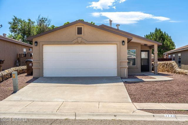 3733 Stoneway Road, Las Cruces, NM 88012