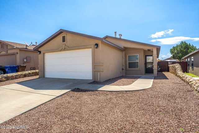 3733 Stoneway Road, Las Cruces, NM 88012
