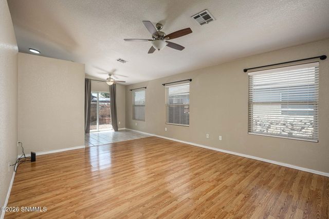 3733 Stoneway Road, Las Cruces, NM 88012