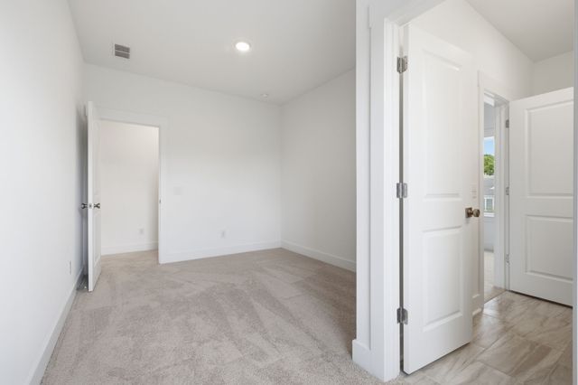 1104 Callaway Drive, Lebanon, TN 37087