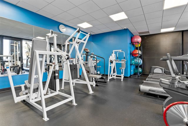 6700 S SOUTH SHORE Drive 24E, Chicago, IL 60649