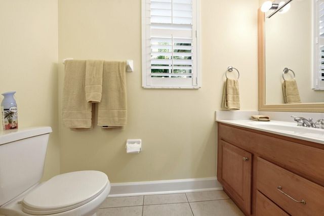 8212 Calterra Drive, Palm Beach Gardens, FL 33418