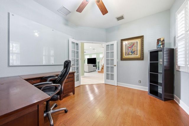8212 Calterra Drive, Palm Beach Gardens, FL 33418