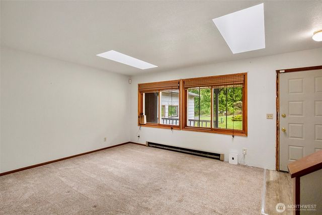 7220 174th St NW, Stanwood, WA 98292