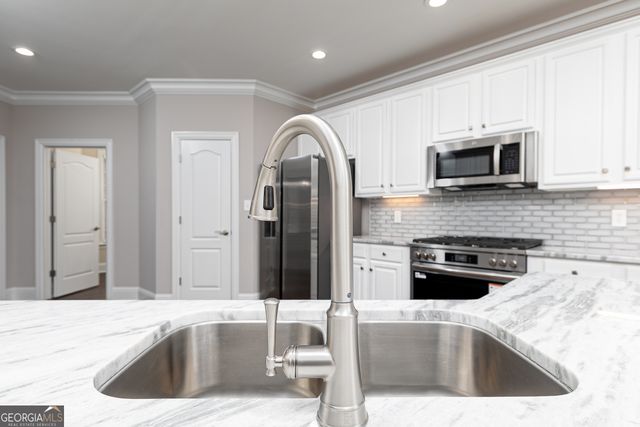 250 Ashley Forest Drive, Fayetteville, GA 30214