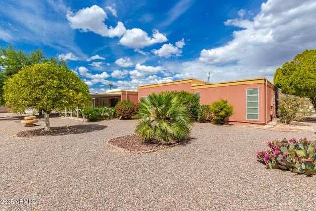 10207 W OAK RIDGE Drive, Sun City, AZ 85351