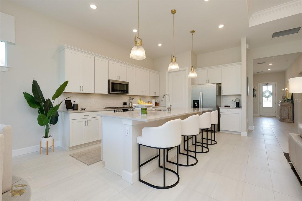 Image 21 of property listing at 10036 BEACHWALK DRIVE, Englewood, FL 34223