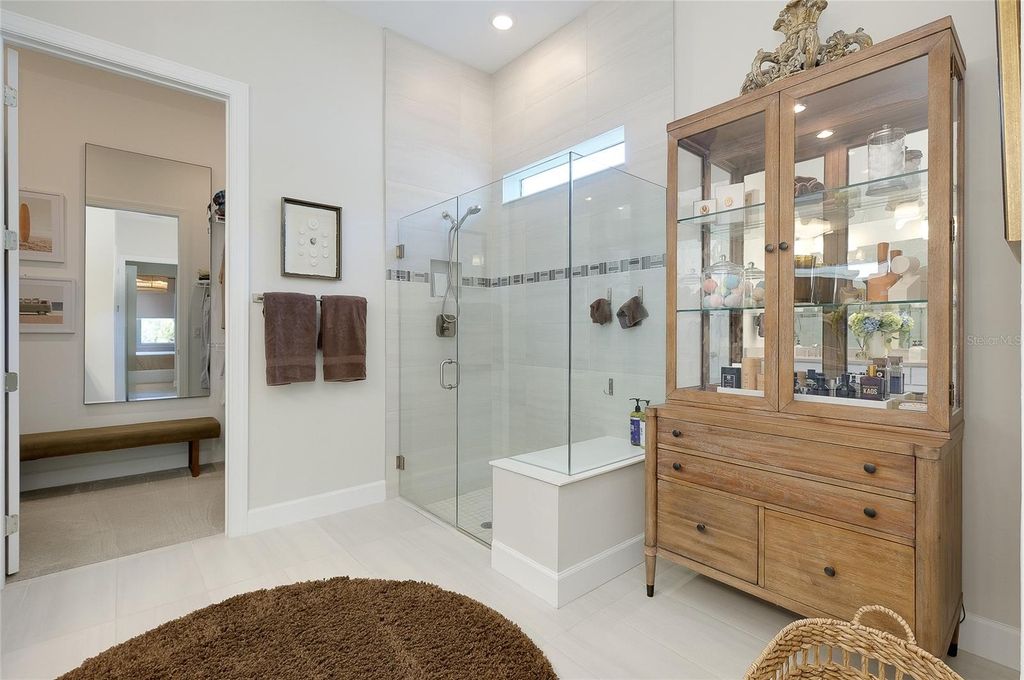 Image 39 of property listing at 10036 BEACHWALK DRIVE, Englewood, FL 34223