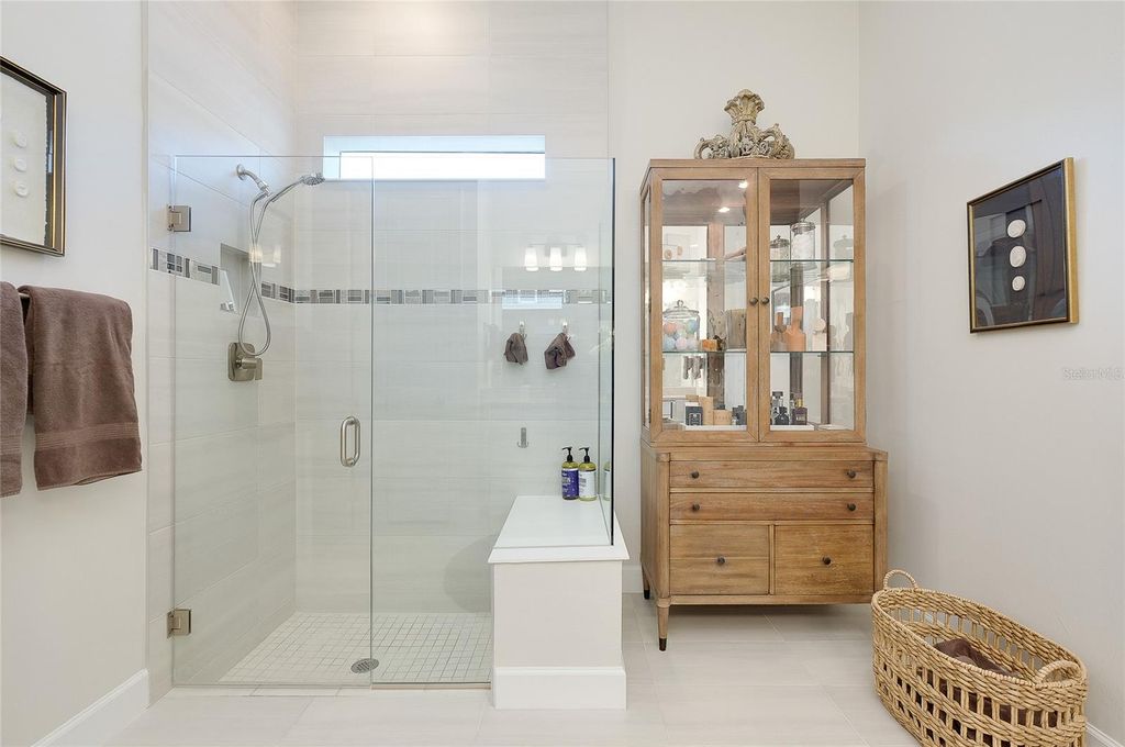 Image 41 of property listing at 10036 BEACHWALK DRIVE, Englewood, FL 34223