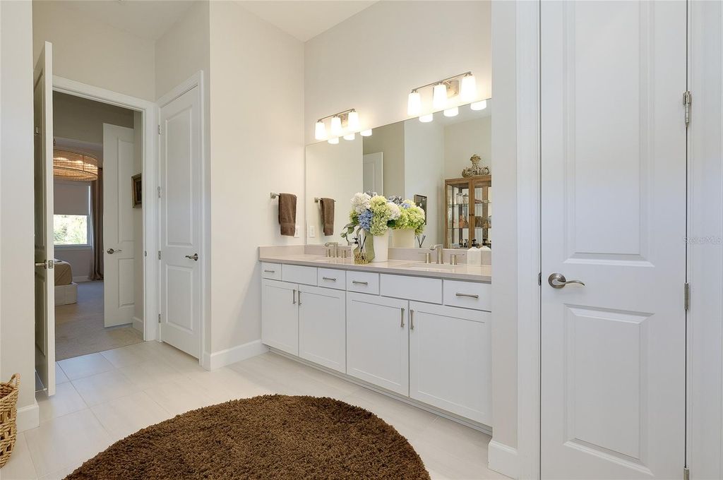 Image 42 of property listing at 10036 BEACHWALK DRIVE, Englewood, FL 34223