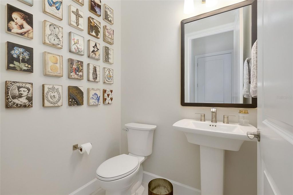 Image 49 of property listing at 10036 BEACHWALK DRIVE, Englewood, FL 34223