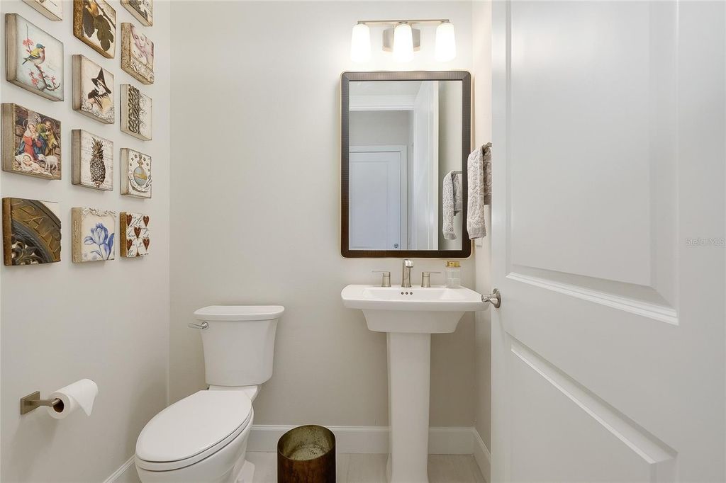 Image 50 of property listing at 10036 BEACHWALK DRIVE, Englewood, FL 34223