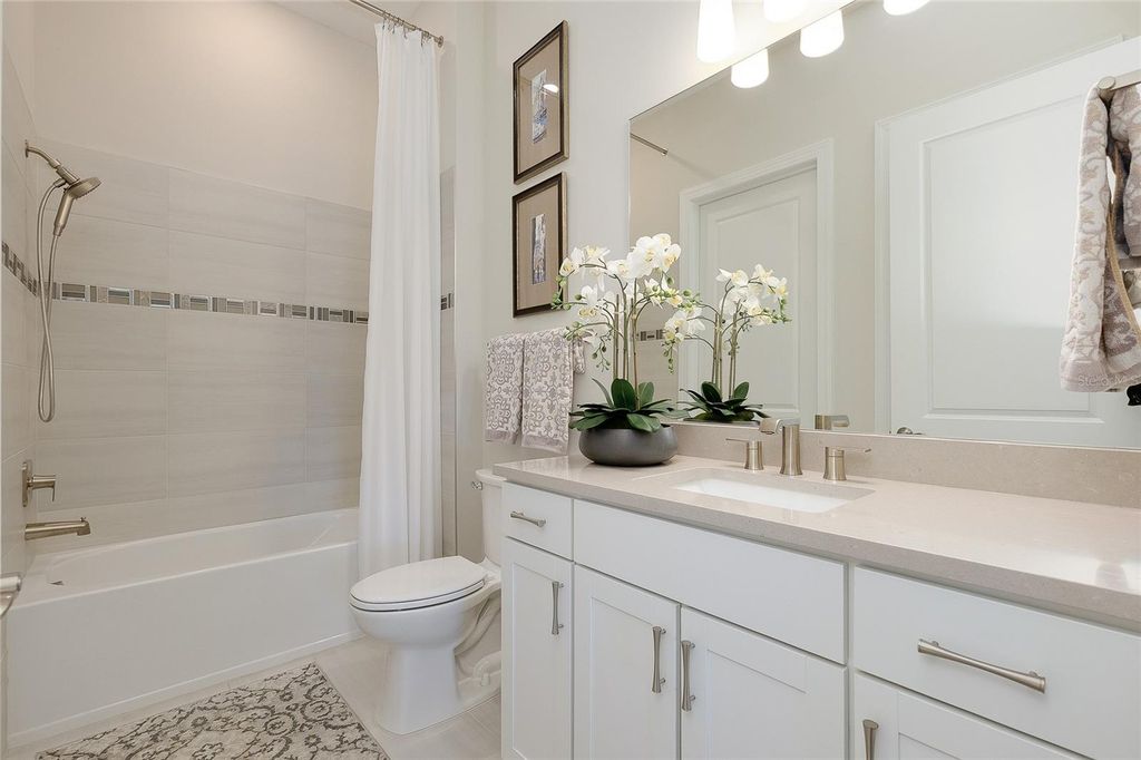 Image 53 of property listing at 10036 BEACHWALK DRIVE, Englewood, FL 34223