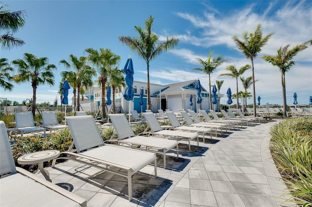 Image 85 of property listing at 10036 BEACHWALK DRIVE, Englewood, FL 34223