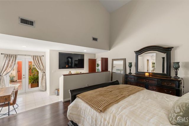 6900 Seapines Drive 3, Bakersfield, CA 93309