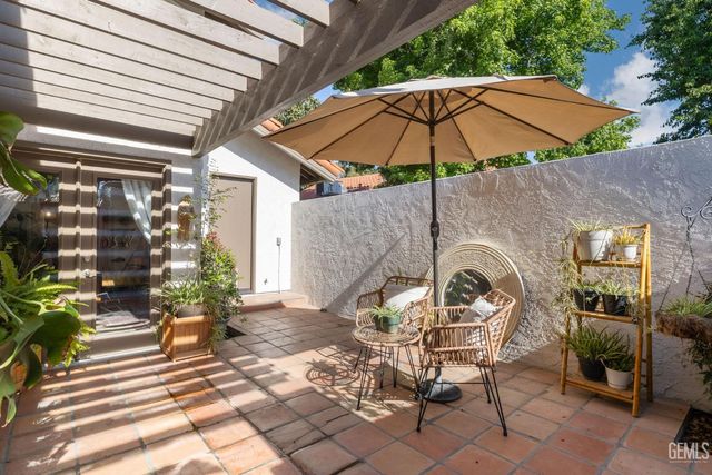 6900 Seapines Drive 3, Bakersfield, CA 93309