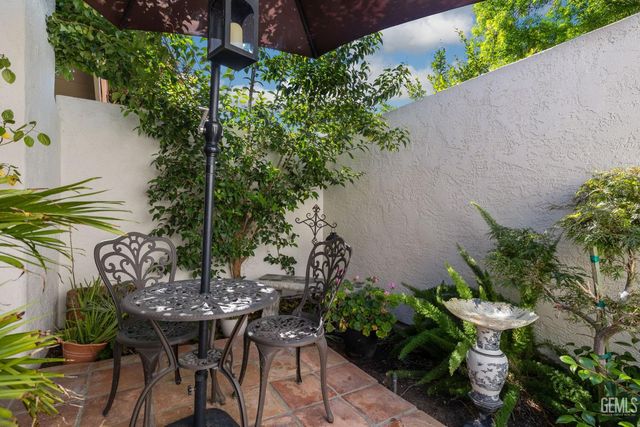 6900 Seapines Drive 3, Bakersfield, CA 93309