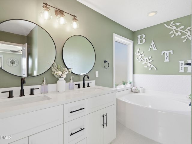 707 Botanical Court, Bunnlevel, NC 28323
