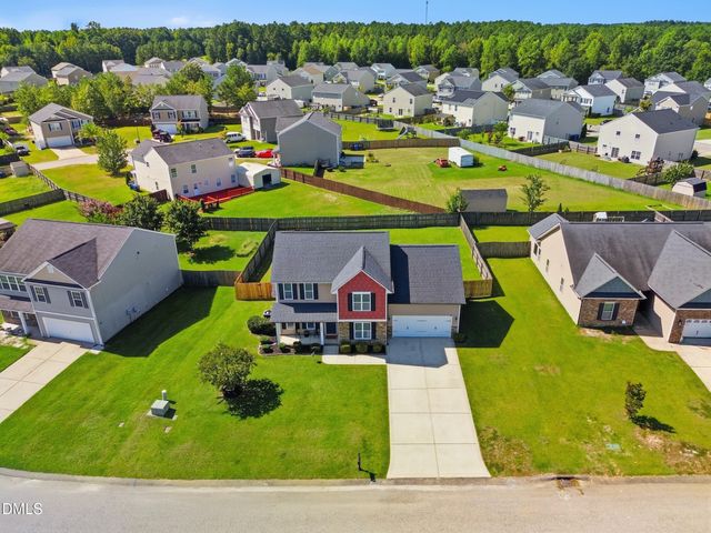 707 Botanical Court, Bunnlevel, NC 28323