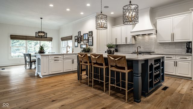 9681 Pleasant View Lane, Zionsville, IN 46077